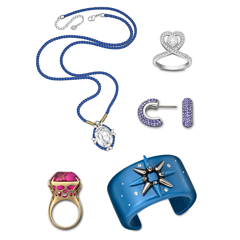 Schmuckkollektion Pendant, Rings, Earrings, Bangle